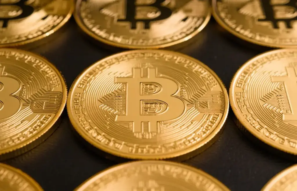 データ：BTCが95,000ドルを突破