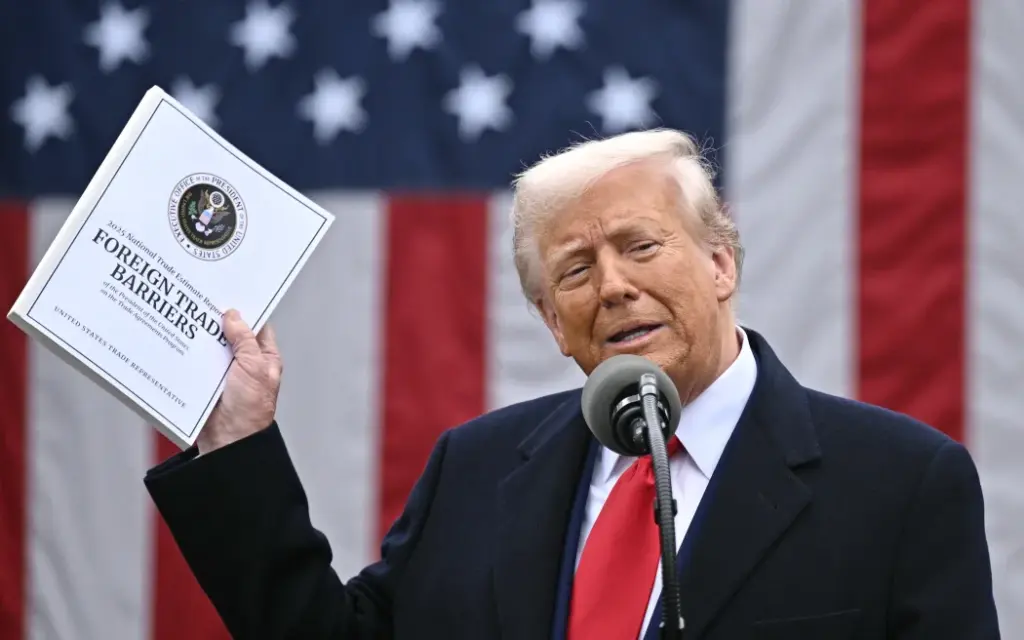 トランプ大統領：「輸出規制の解除を検討中、中米会談は順調に進展」